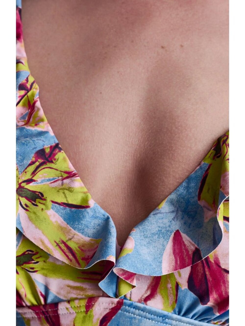🆕DKNY Ruffle Plunge One Piece Swimsuit Calypso Floral Medium - Picture 4 of 11